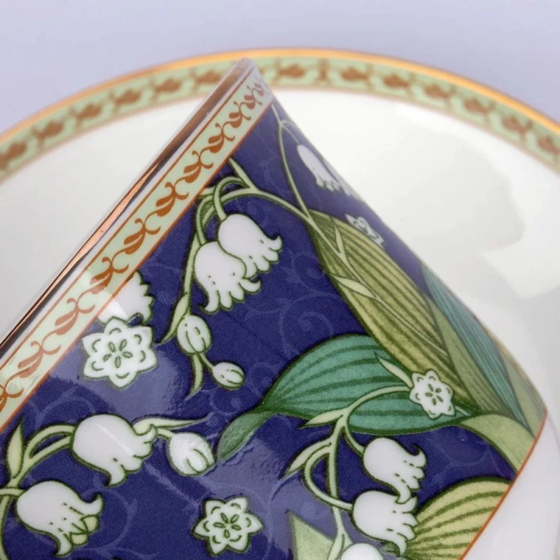 MORRIS-ROY-KIRKHAM-PORCELANA-konwalie-4a.jpg
