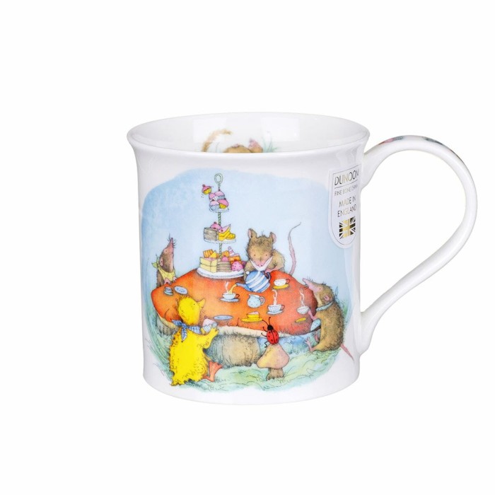 Dunoon-BU-TEAP-TO-Tea-Party-Toadstool-bute-shape-mug-01.jpg