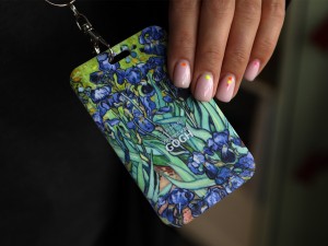 Carmani, etui na kartę/identyfikator - VAN GOGH/Irysy