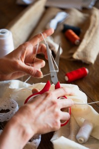 Nożyczki uniwersalne czerwone 19,5 cm