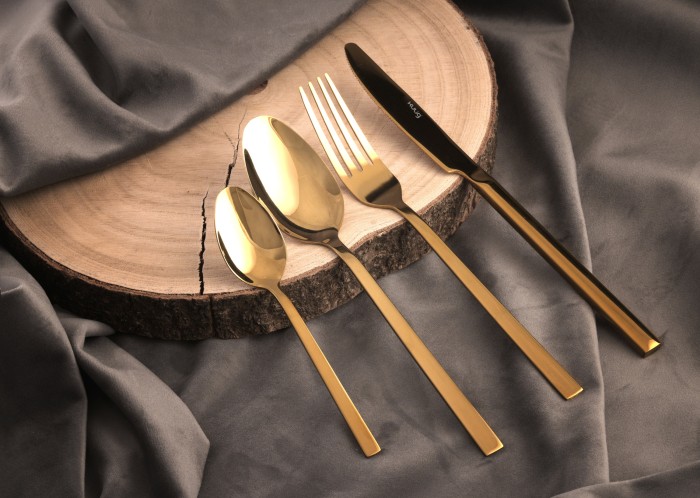 Komplet sztućców Piano Shiny Gold 24 sztuki w pudełku