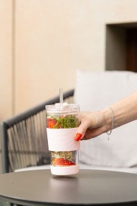 Kubek termiczny szklany ze słomką 600 ml różowy Fuori 30411
