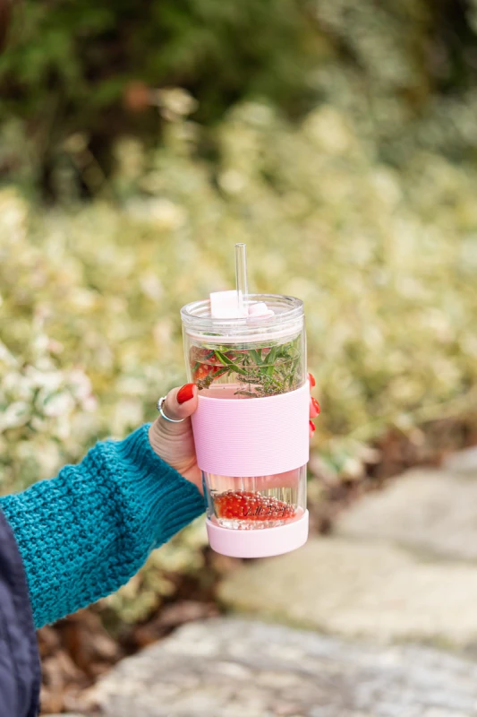 Kubek termiczny szklany ze słomką 600 ml różowy Fuori 30411