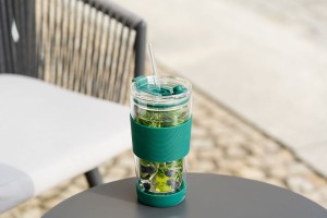 Kubek termiczny szklany ze słomką 600 ml zielony Fuori 30398
