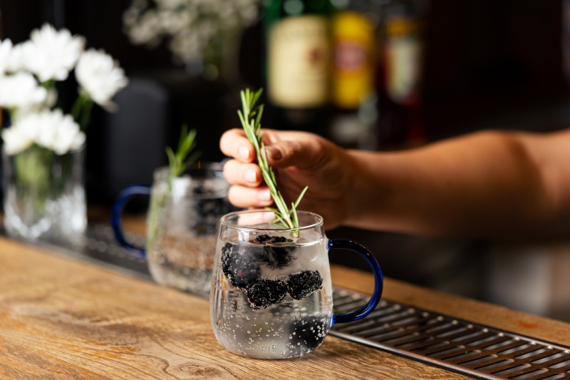 Komplet 2 szklanek z niebieskim uchem 400 ml Bolla 1135