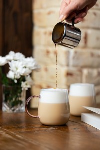 Komplet 2 szklanek z różowym uchem 400 ml Bolla 1166