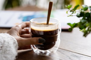 Komplet 2 szklanek z podwójną ścianką 250 ml Sferico 7954