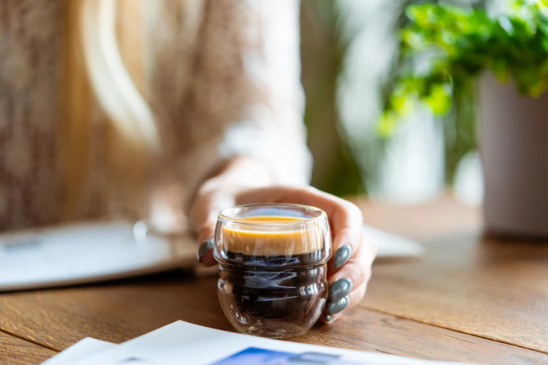 2 szklanki do espresso z podwójną ścianką 70 ml Sferico 7947