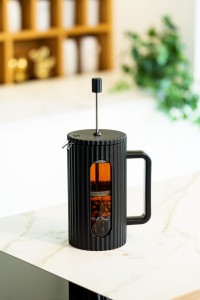 Zaparzacz do kawy i herbaty 1000 ml Livio czarny 0725