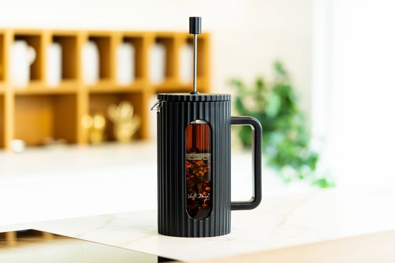 Zaparzacz do kawy i herbaty 1000 ml Livio czarny 0725