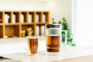 Zaparzacz do kawy i herbaty z podwójną ścianką 1000 ml Tulip srebrny mat 0657