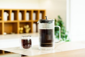 Zaparzacz do kawy i herbaty z podwójną ścianką 1000 ml Tulip srebrny mat 0657