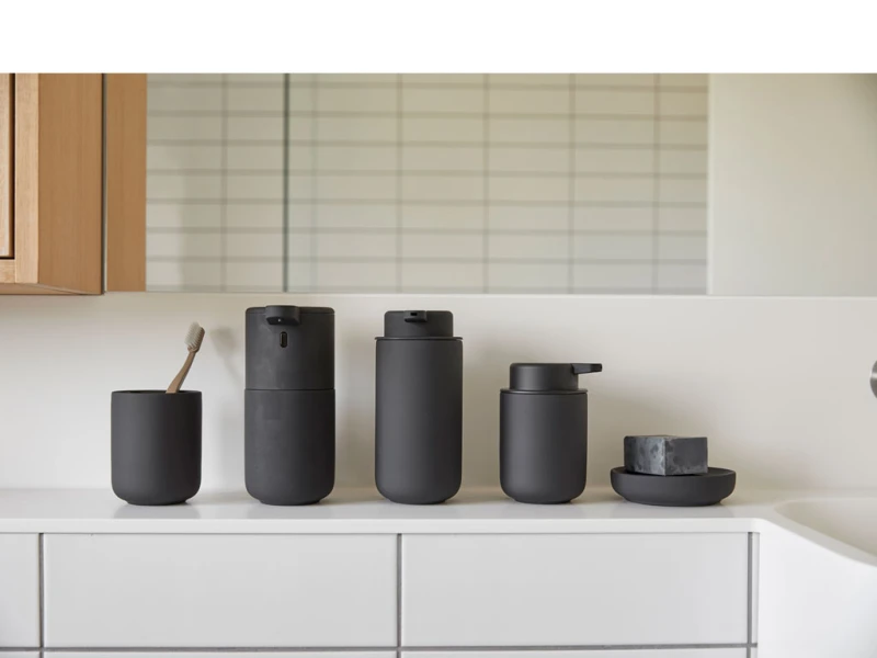 Dozownik do mydła Ume 0,25l czarny 330393