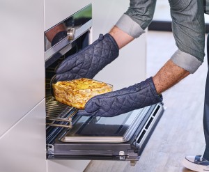 Zestaw trzech pojemników EasyClip 2.0 2x700ml + 1500ml Black