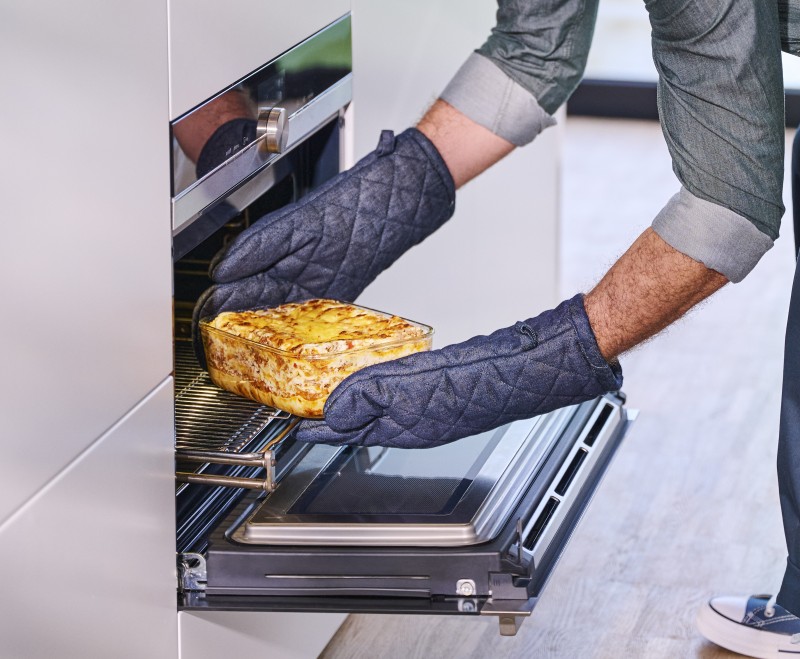 Zestaw trzech pojemników EasyClip 2.0 2x700ml + 1500ml Black