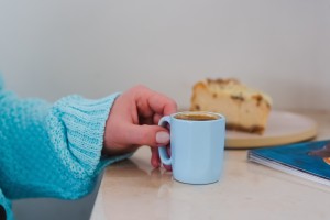 Dwa kubki ceramiczne z uszkiem 80 ml Fuori miętowe