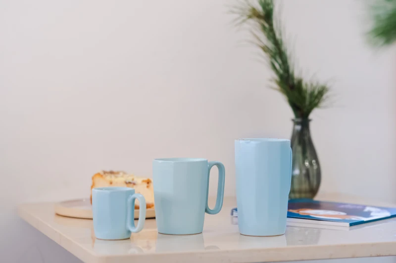 Dwa kubki ceramiczne z uszkiem 80 ml Fuori miętowe