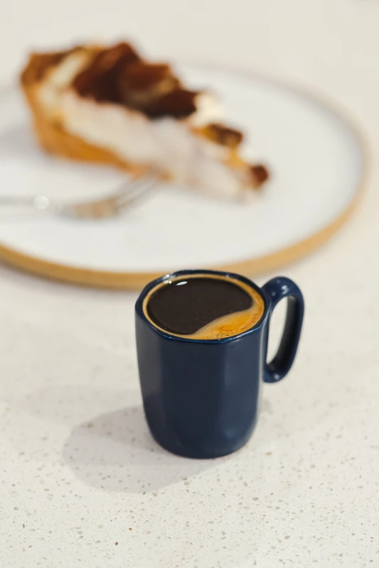 Dwa kubki ceramiczne z uszkiem 80 ml Fuori granatowe