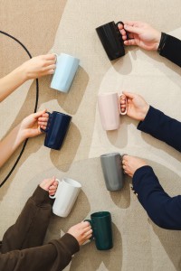 Dwa kubki ceramiczne z uszkiem 250 ml Fuori rożowe
