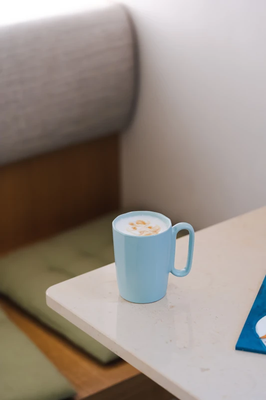 Dwa kubki ceramiczne z uszkiem 250 ml Fuori miętowe