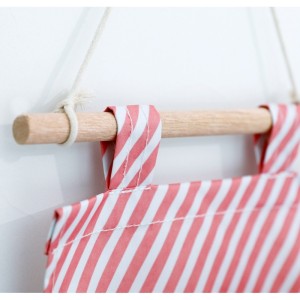 Wiszący organizer na zabawki, przybory do kuchni, kwiaty