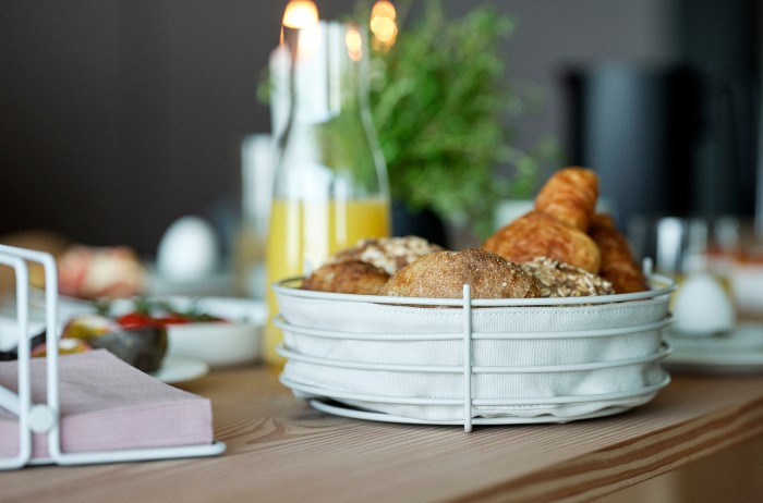 Koszyk na pieczywo Singles Black 330470