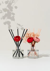 Dyfuzor zapachowy z patyczkami Camellia 120 ml Lovely Peony PDI30431