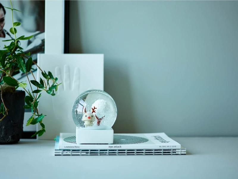 Figurka kula śnieżna Hoptimist Reindeer Globe L beżowa 26378