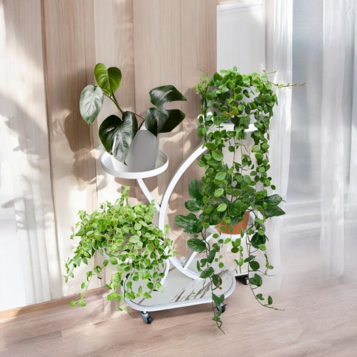 Kwietnik, regał, stojak na kwiaty metalowy na kółkach 50x 25x 80cm SZ43B