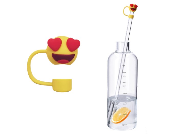 Kpl. 2 szklanych słomek z silikonowymi końcówkami i czyścikiem.