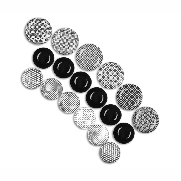 18-monoch-1.webp