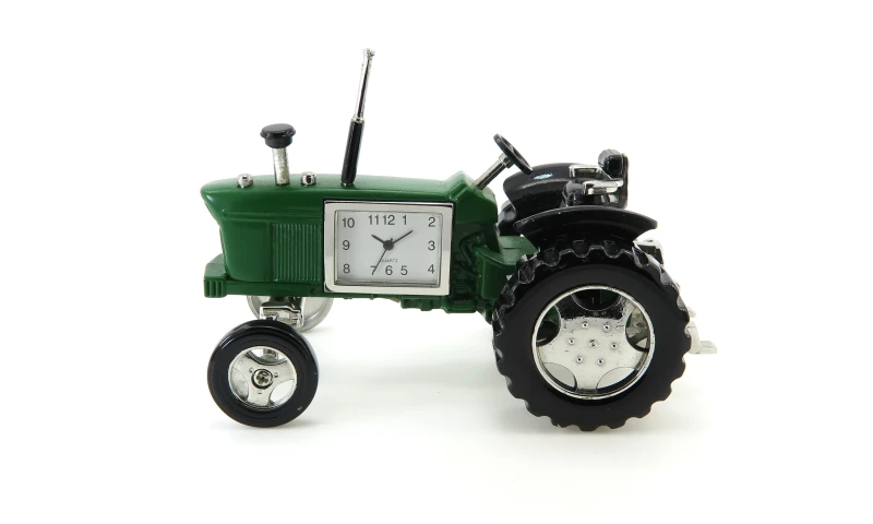 P4Y, metalowa miniaturka  z zegarkiem - TRAKTOR