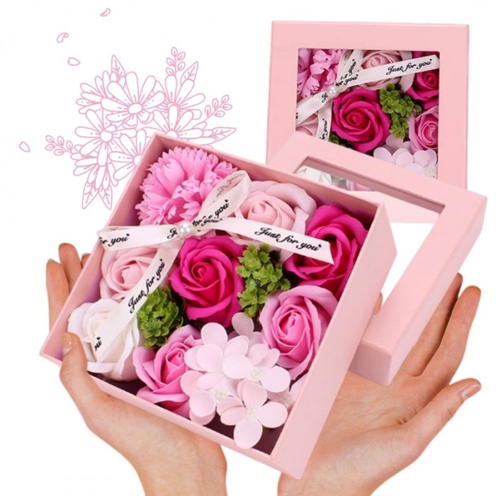 Bukiet zapachowych kwiatów mydlanych w ozdobnym pudełku, flower box BUK02R