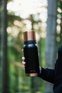 Vialli Design, termos turystyczny z 2 kubkami1l FUORI czarny Rose Gold