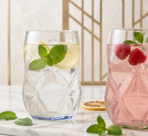 Vialli Design, komplet 4 szklanek z niebieskim dnem 450 ml Geo Fondo Blue