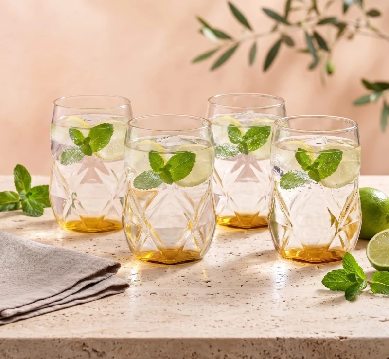 Vialli Design, komplet 4 szklanek z żółtym dnem 450 ml Geo Fondo Yellow