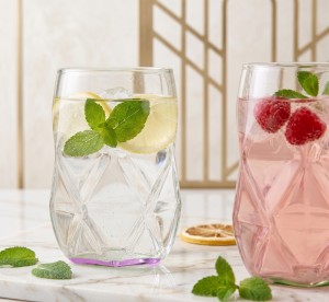 Vialli Design, komplet 4 szklanek z różowym dnem 450ml Geo Fondo Pink
