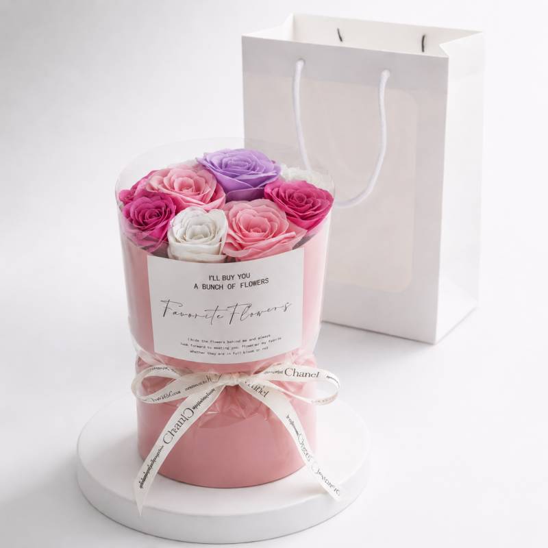 Flower box, bukiet zapachowych kwiatów mydlanych w pudełku fiolet