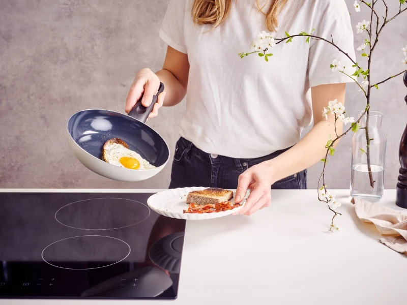 Brabantia, patelnia z nieprzywierającą powłoką 28 cm Indu
