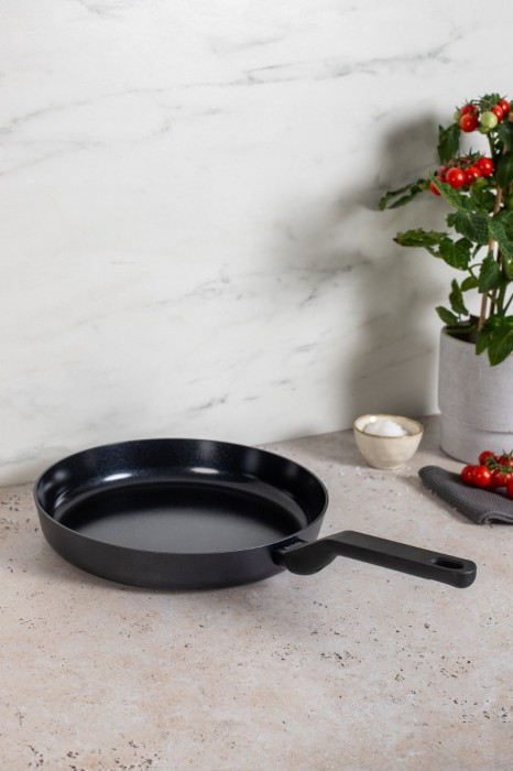 Brabantia, patelnia z nieprzywierającą powłoką 28 cm Onyx