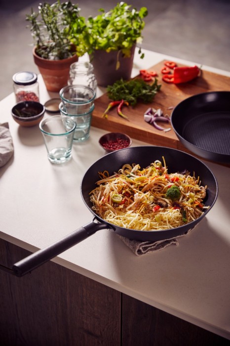 Brabantia, wok-patelnia żeliwna z nieprzywierającą powłoką 28 cm Patron