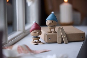 Hoptimist figurka Skiing Bumble S Sky