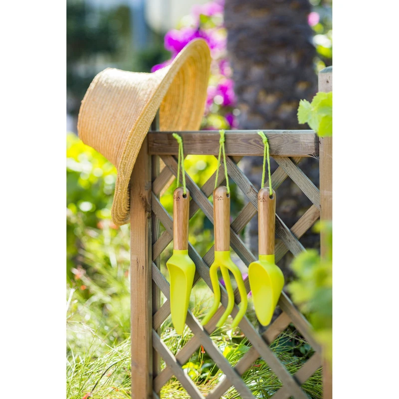 e932b8a6f169580cdcb68c5f53872556