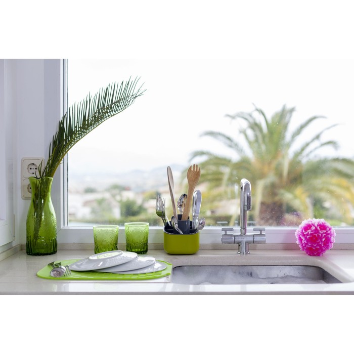 9898f7110bda410c8b1bbae264ef6396