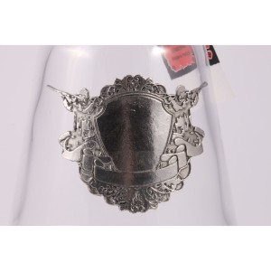 32cec2b466df744591de8aee6da04a97