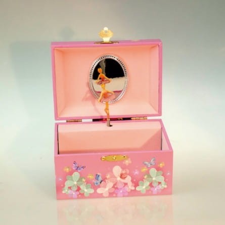 schmuckdose-truhe-28081 (1).jpg